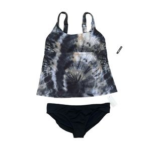 ✔️NWT✔️ NIKE Tie Dye Scoop Neck Tankini Swimsuit